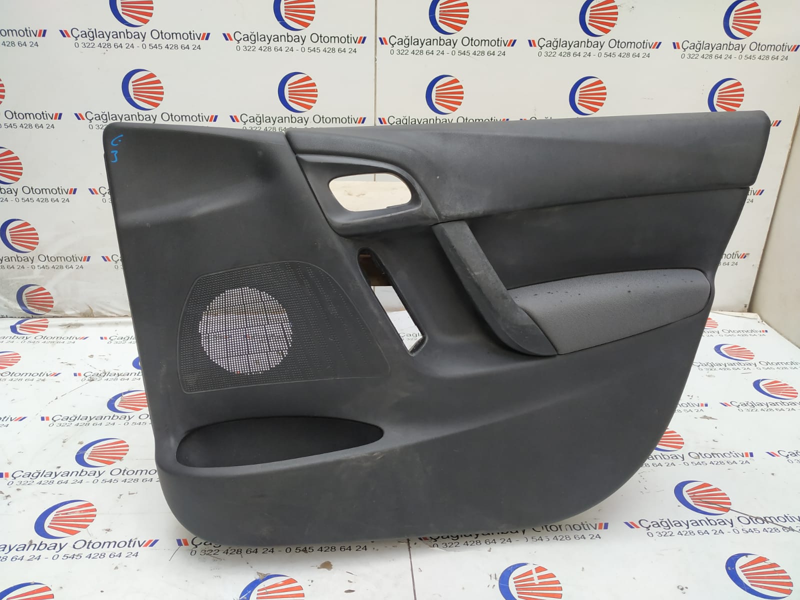 Citroen C3 Sağ Ön Kapı Kartonu 2013